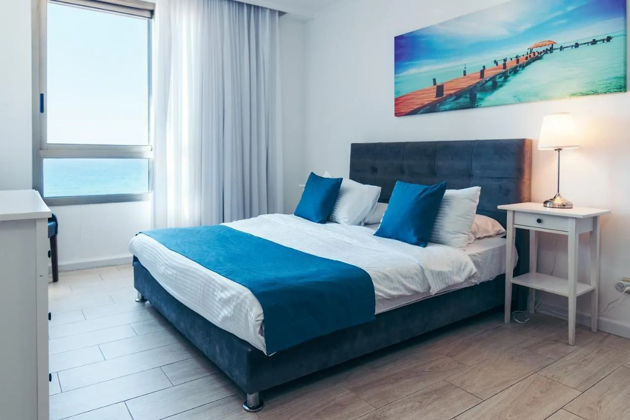 Almog Haifa Israel Apartments מגדלי חוף הכרמל 0*,  Israel